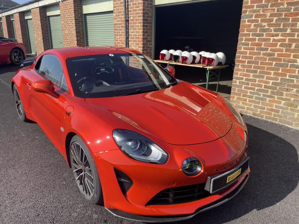 Alpine Hot Laps at Croft Circuit